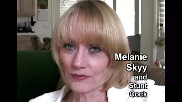 رابطه جنسی بزرگ از یک زن و شوهر سینمایی سکسی دوبله فارسی در عشق در یک تخت