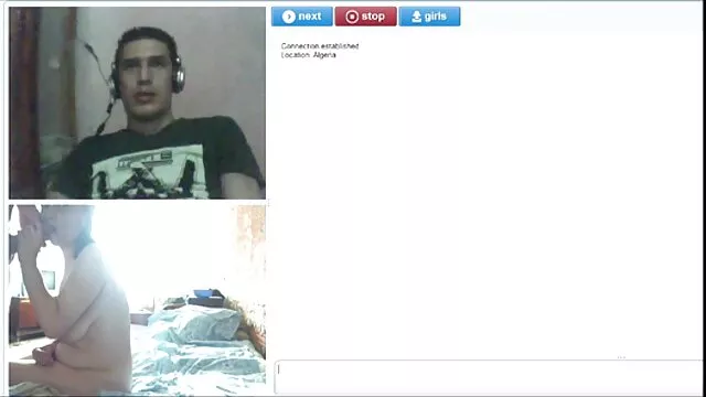 شیرین دختر licks یک همجنسگرا دانلود فیلم سینمایی سیکسی نقطه و fucks در او را با وسیله ارتعاش و نوسان