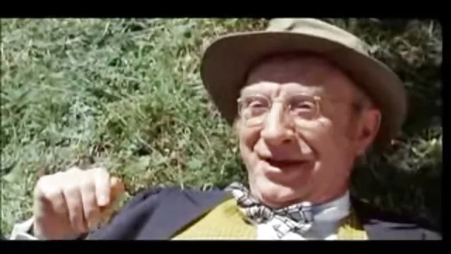 با موهای قرمز جوجه و نوجوان ورزش ها مکیدن دیک در جشن تولد دانلود فیلمسکسی سینمایی دوست