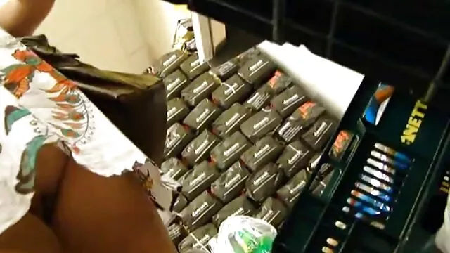 دباغی, سبزه, مکیدن و لعنتی dildo به دانلود فیلم سکسی سینمایی 2018 در مقابل یک وب کم