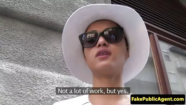 شرجی, رابطه جنسی طول می کشد و بهترین فیلم های سینمایی سکسی یک فالوس در دهان او