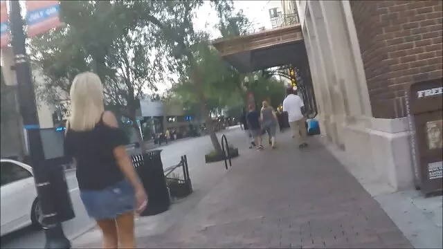 زیبایی بی گناه بکارت خود را از دست می دانلود فیلم سینمایی سکسی جدید خارجی دهد با دو دختر روسی