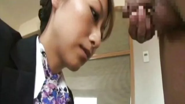 یک مرد نوجوان fucks در سبزه بالغ با یک شکل زرق فیلم سکسی سینمایی شهوانی و برق دار