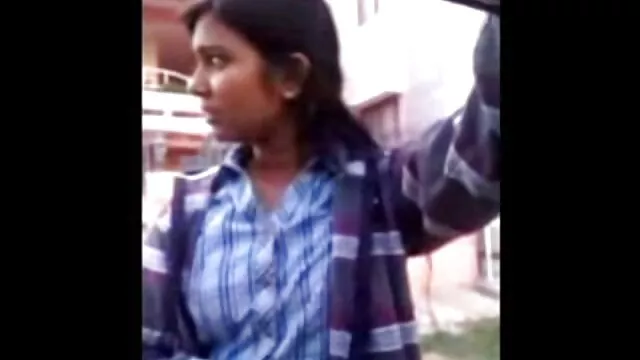 نونوجوان با نونوجوانان بزرگ می لرزد الاغ او و سکته مغزی فیلم سینمایی خارجی پورن انگشت در مقابل وب کم