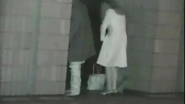 برای به دست فیلم سینمایی رایگان سکسی آوردن یک دختر تیره پوست, او تا به حال به کار سخت با یک گربه