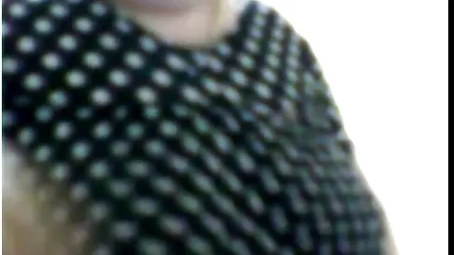 سینه کلان, زن اغوا کننده هالی قلب سینمایی تمام سکسی طلاق گرفته با نوجوان همسایه