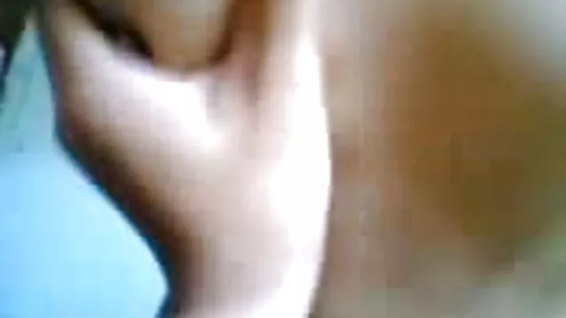 زیبا و دلفریب, دانلود فیلم سینمایی سگسی دانشجو با پستان های بزرگ نشان داد شورت زیر دامن او