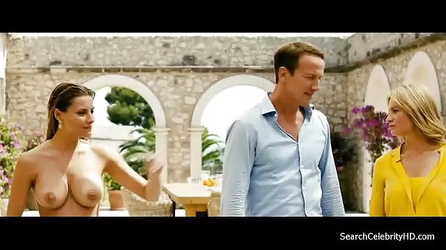 دخول دو دانه ئی برای یک دانشجوی سفید در یک, سه فیلم سینمایی نبرد سکسی دزدان دریایی نفری